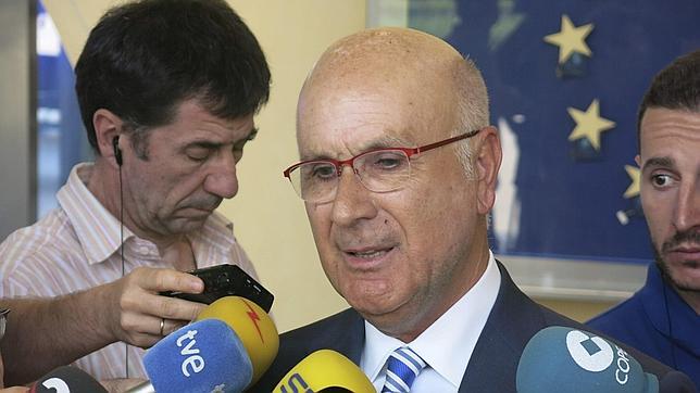 Duran avisa a CDC de que no puede fijar la fecha de la consulta unilateralmente