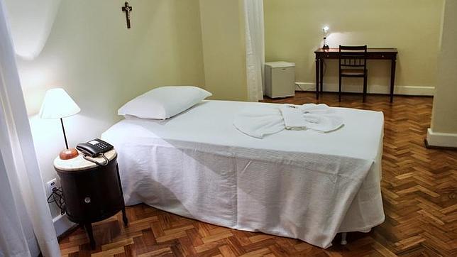 Churrasco a la brasileña y frutas tropicales para el Papa en Brasil