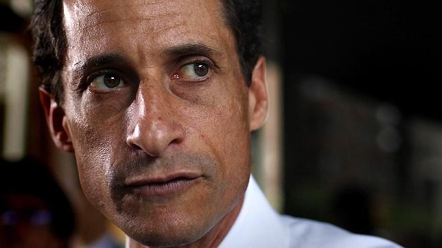 El escándalo no retira a Anthony Weiner