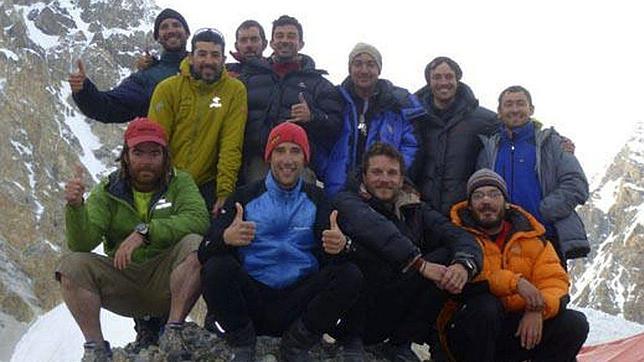 Las familias de los alpinistas españoles estaban «preparadas para lo peor»