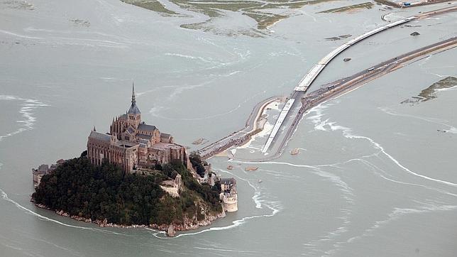Mont Saint-Michel: separado de tierra por primera vez desde 1879