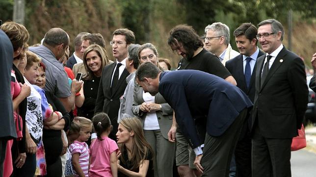 Santiago de Compostela otorga la Medalla de Oro a los vecinos de Angrois