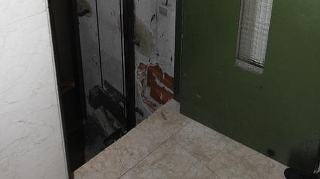 Doble butrón para robar cosméticos por 380.000 euros