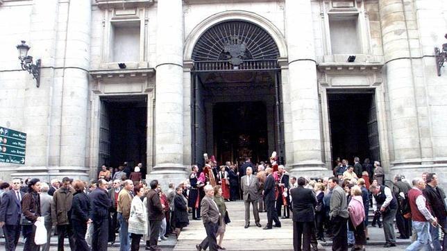 Vista de la Real Colegiata de San Isidro, en la calle de Toledo