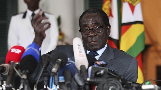 Mugabe advierte: «Si no hay un resultado claro, lo impugnaremos»