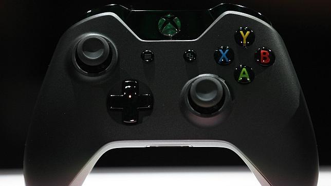 Microsoft pone precio al mando y el «headset» de Xbox One