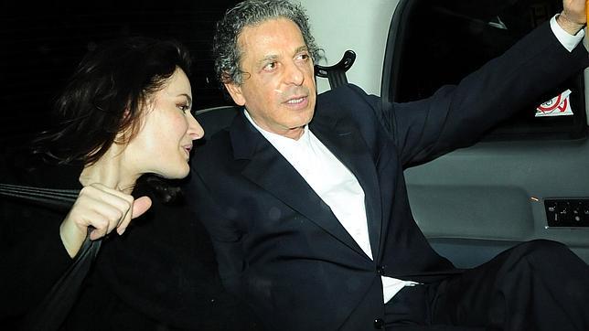Charles Saatchi y Nigella Lawson ponen en marcha su divorcio exprés