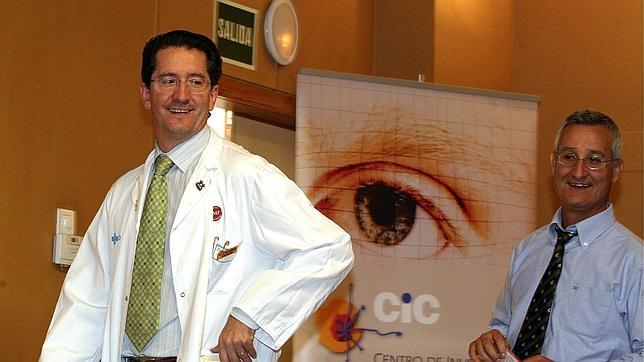 Prueban con éxito el primer tratamiento que frena el mieloma precoz