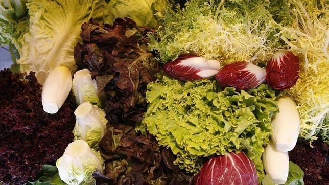 Casi medio millón de intoxicados en EE.UU. por unas ensaladas contaminadas