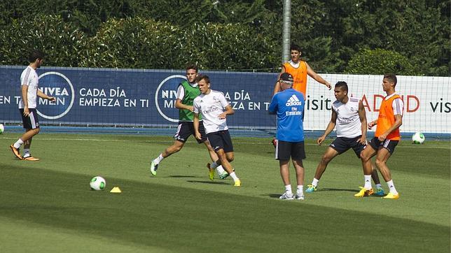 Illarramendi se tumba en el diván de Zidane