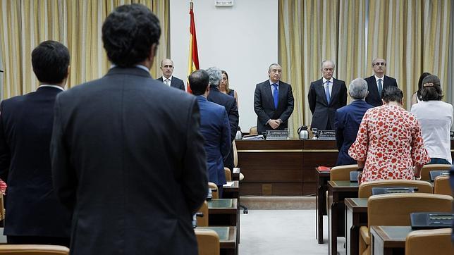 En directo: Adif descarta «radicalmente» que el accidente se deba a un descenso presupuestario