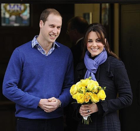 El Príncipe Guillermo regala a Catalina de Cambridge un broche de diamantes