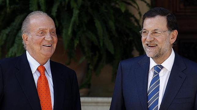Rajoy informará hoy en Mallorca al Rey del conflicto