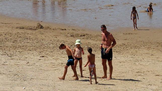 Los Duques de Palma rematan sus vacaciones en Bidart