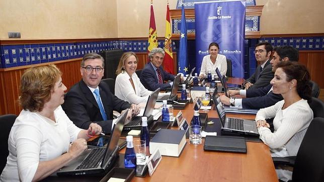 Los funcionarios de la Junta podrán realizar el 40% de su jornada mediante teletrabajo