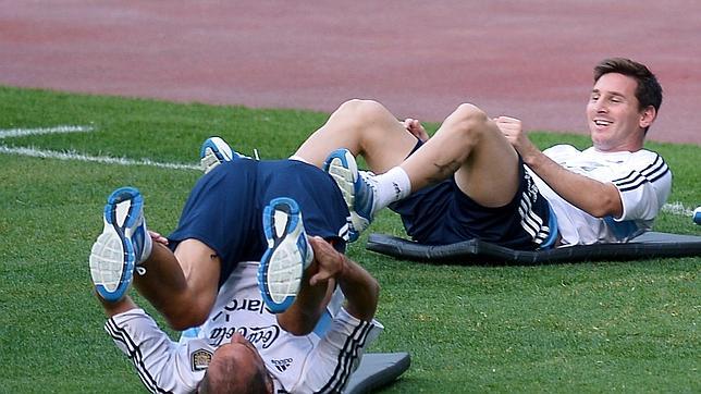 Messi no jugará el Italia-Argentina por problemas musculares