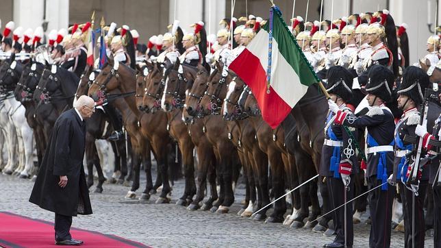 El presidente italiano dice a Berlusconi que «las sentencias se aplican»