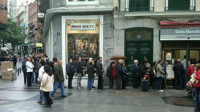 «Doña Manolita» ya vende veinte billetes de Lotería de Navidad al día