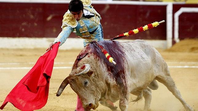 Perera corta la única oreja en el doblete en Dax