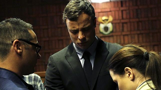 El juicio de Pistorius por la muerte de su novia comenzará el 3 de marzo