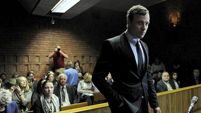 Pistorius negocia una solución a la demanda civil de la familia de su novia