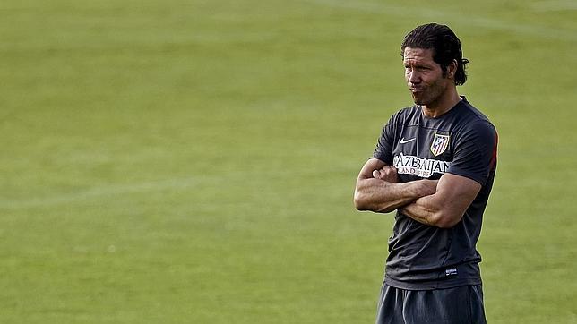 Simeone: «El título es más importante para ellos, tienen la obligación de ganarlo»