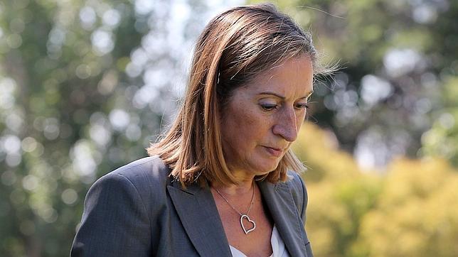 Ana Pastor garantiza «colaboración total» con el juez del accidente de Santiago tras la imputación de Adif