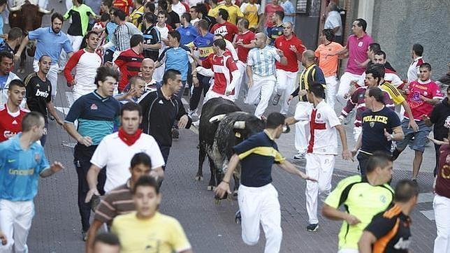 Miles de corredores participan en los encierros de San Sebastián de los Reyes