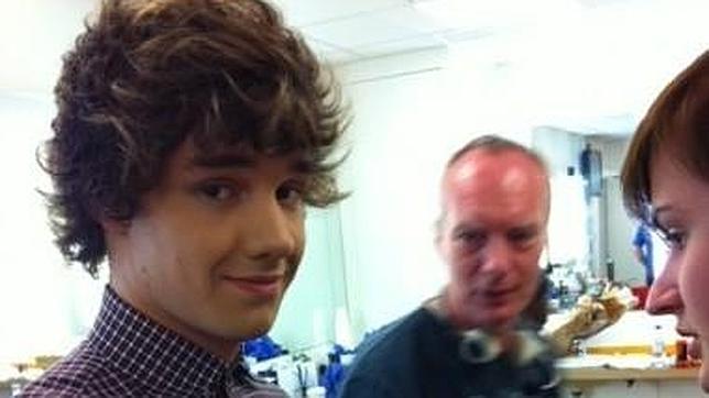 Liam antes de salir a un concierto