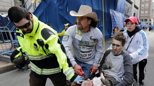 Fichados entre una multitud de rostros