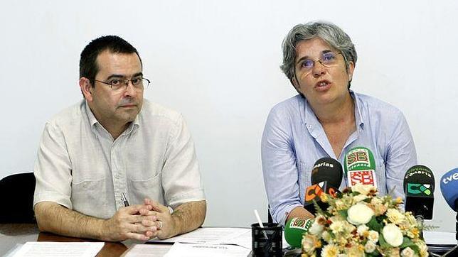 «Más de cincuenta librerías cerrarán en Tenerife si la cosa sigue así»