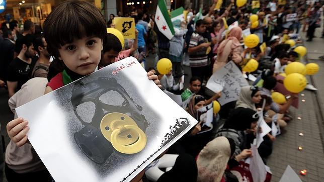 Los rebeldes sirios reciben cuatro toneladas de armas desde Turquía