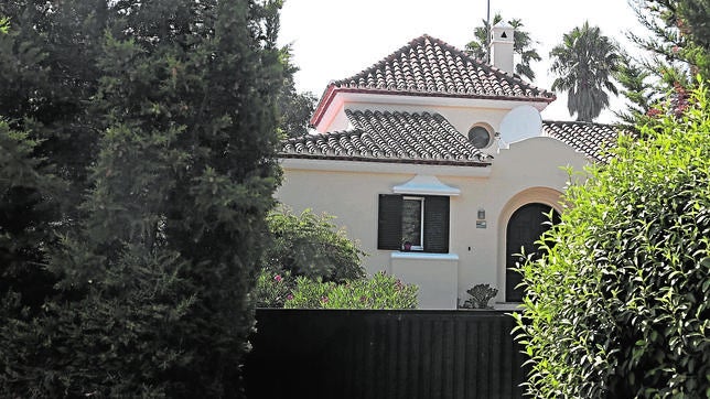 Picardo, lujo en España y tributos en el Peñón