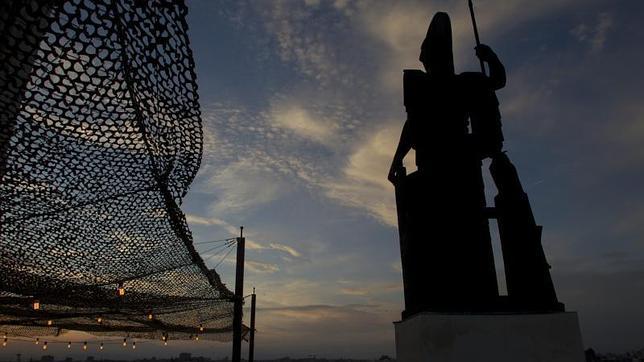 Estatua de Minerva, en la azotea del Círculo de Bellas Artes