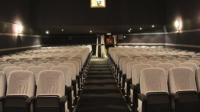 Los cines del Palacio de Hielo proyectarán películas de estreno con subtítulos para discapacitados visuales y auditivos