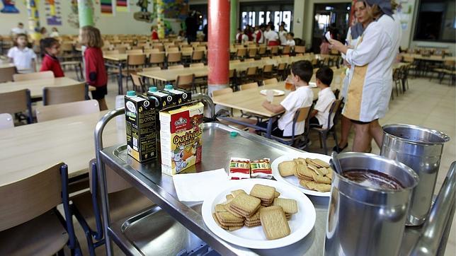 Lanzan un programa de becas comedor ante el aumento de la malnutrición infantil en España