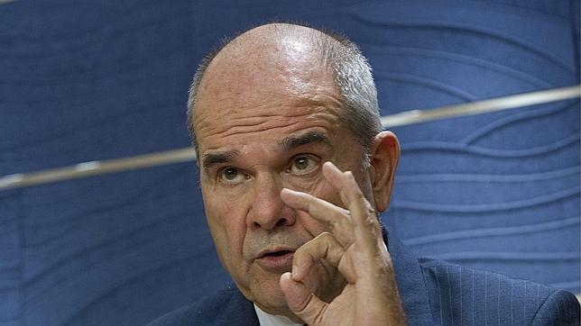 Chaves estudia pedir la nulidad del auto de Alaya y le reprocha que intente que se «autoimpute»