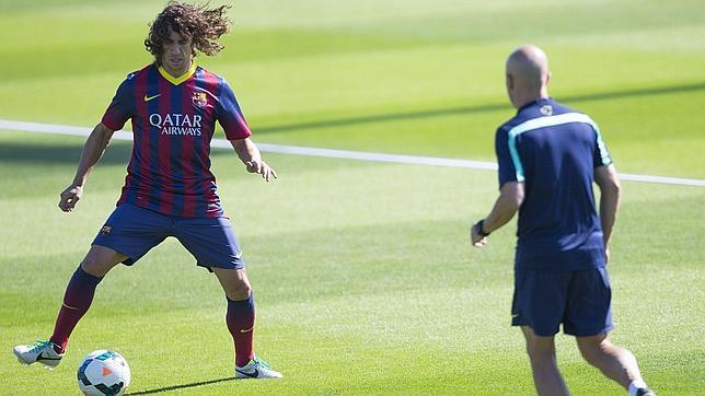 Puyol vuelve al césped