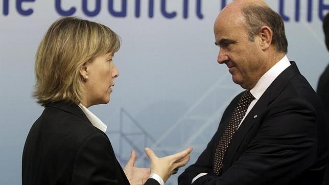 España y Bruselas disienten sobre una ampliación de la ayuda a la banca