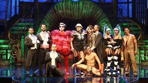 La magia del burlesque llega al Teatro Calderón
