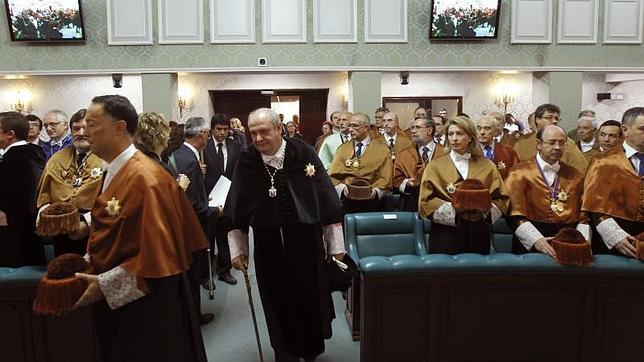 Los rectores acusan a la Administración de «ningunearles» y de adoptar medidas que «perjudican» a la sociedad