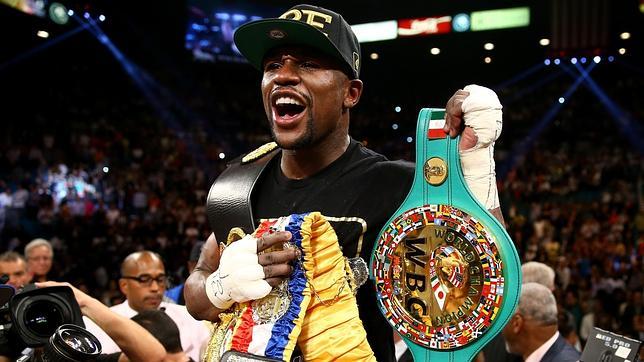 Mayweather aplasta a Canelo Álvarez en el combate más caro de la historia