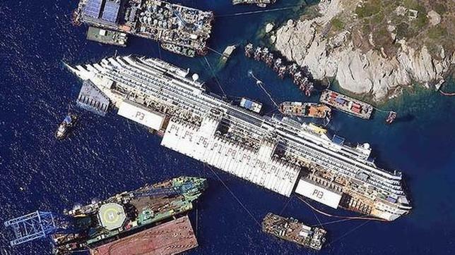 Costa Concordia: El mayor rescate naval de la historia entra el lunes en una fase crítica