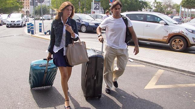 Fran Rivera y Lourdes Montes, rumbo a su luna de miel en... ¿el Congo?