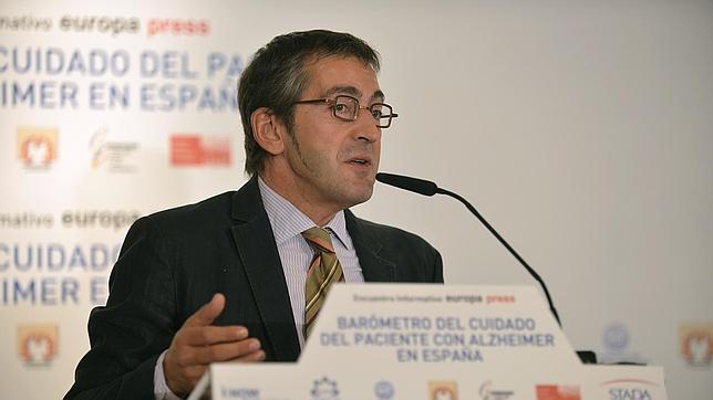 Los médicos demandan más tiempo y formación para atender adecuadamente a los pacientes con alzhéimer