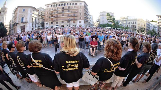 La juez rechaza la petición de la Fiscalía de reabrir el caso del accidente de metro de Valencia