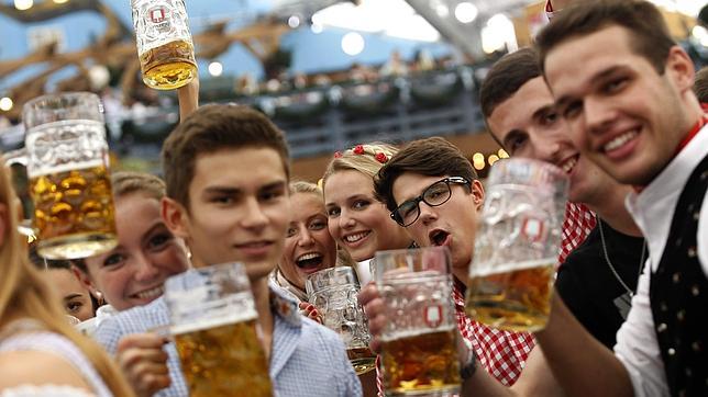 Múnich da comienzo al «Oktoberfest», la fiesta de la cerveza