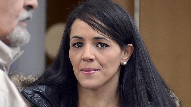 2.000 euros de multa por vestir a su hijo con la inscripción: «Jihad soy una bomba»
