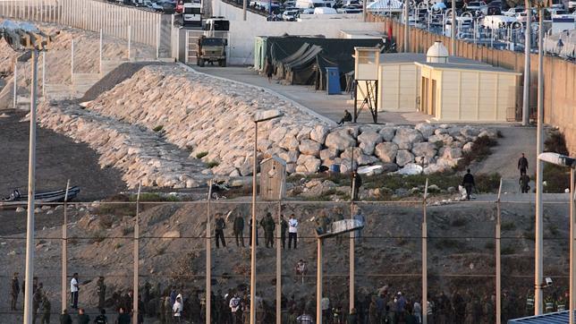 Zapatero duplicó el presupuesto para obras en la frontera de Ceuta que no se hicieron
