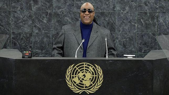 Stevie Wonder expone las metas de las personas discapacitadas en la ONU